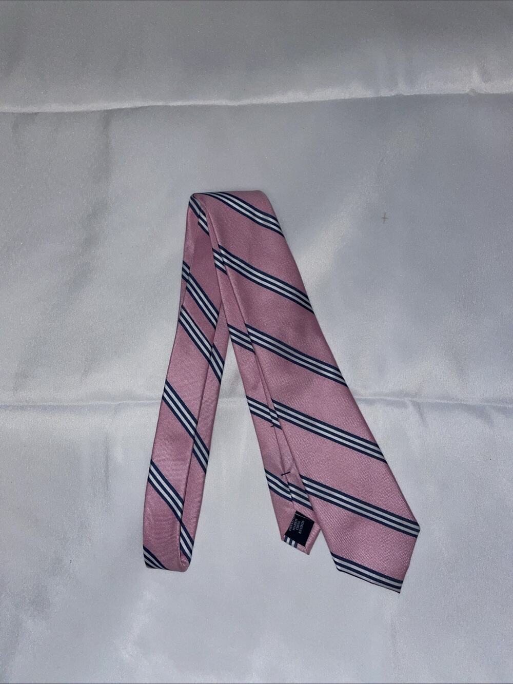 Club Room Designer Silk Pink Tie Classic Pattern diagonal stripes 3.5"
